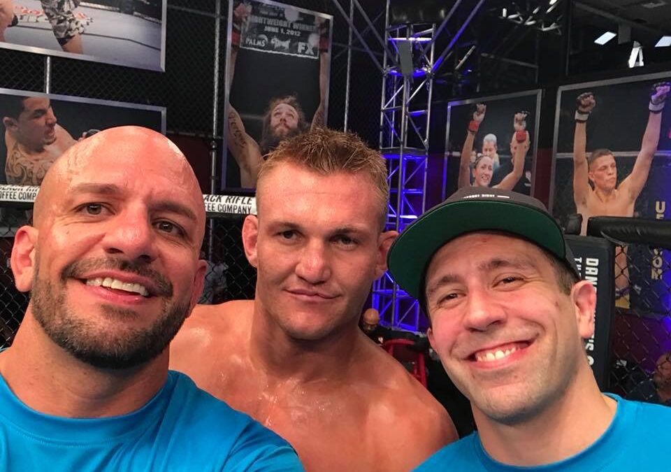 Ladies and gentlemen, your NEWWWWWW UFC middleweight fighterrrrrrrrr – Ian ‘The Hurricane’ Heinisch!!!!!!!!!!!!